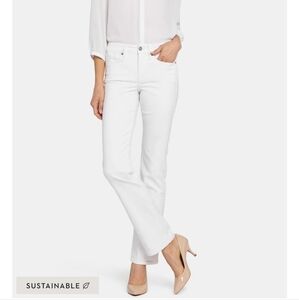 NWT NYDJ Marilyn Straight Jeans